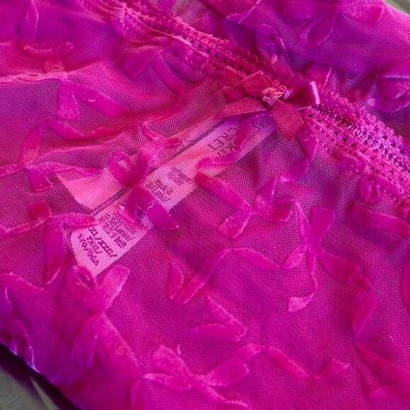 NWT (XXL) Victoria’s Secret HipHugger Panty - Mesh Bow Pattern - Hot Pink - Picture 4 of 4